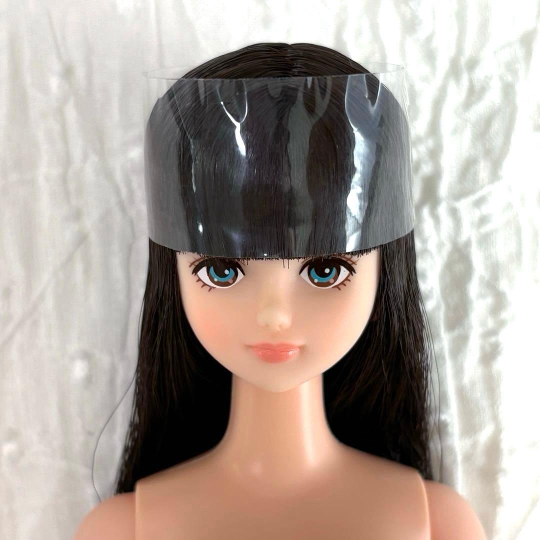 シオン黒髪リカちゃんキャッスル青目おたのしみドール スーパーロング