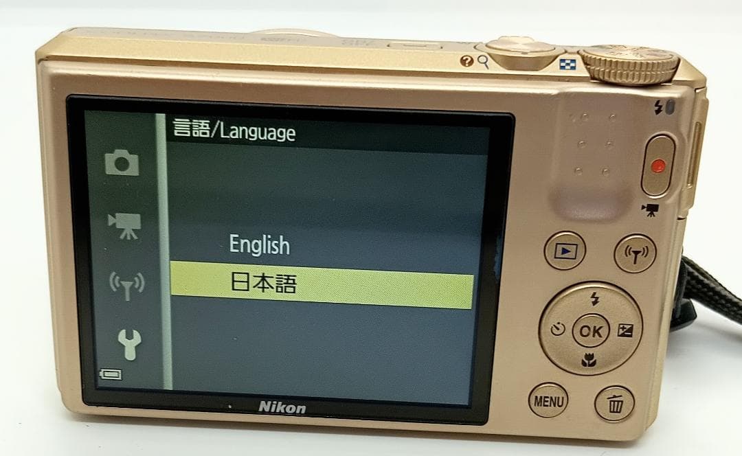 デジタルカメラ Nikon COOLPIX S7000 16.0MP 20xZoom Gold