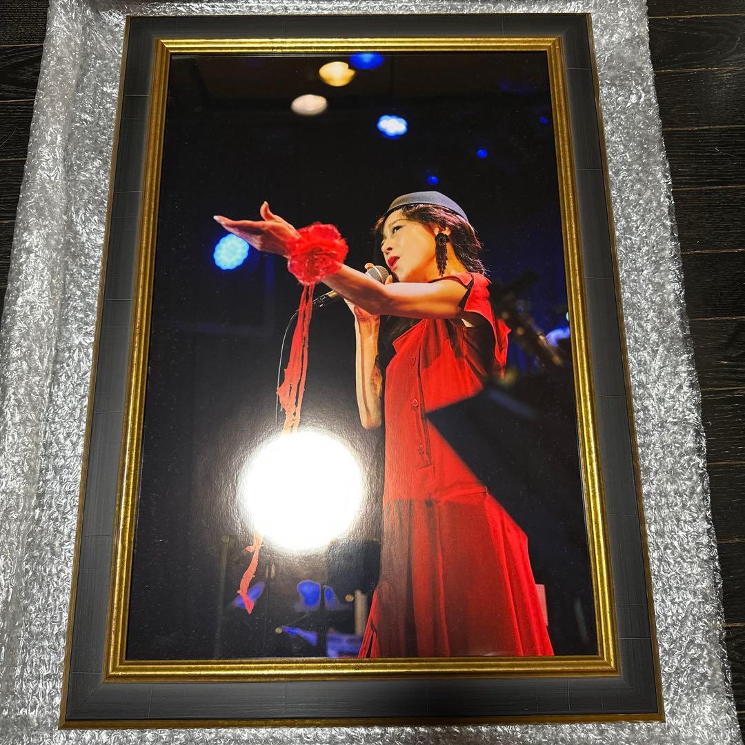 新品未使用　中森明菜　大型写真　額装　公式グッズ　写真展　おまけ付 43rd ANNIVERSARY AKINA NAKAMORI PHOTO EXHIBITION