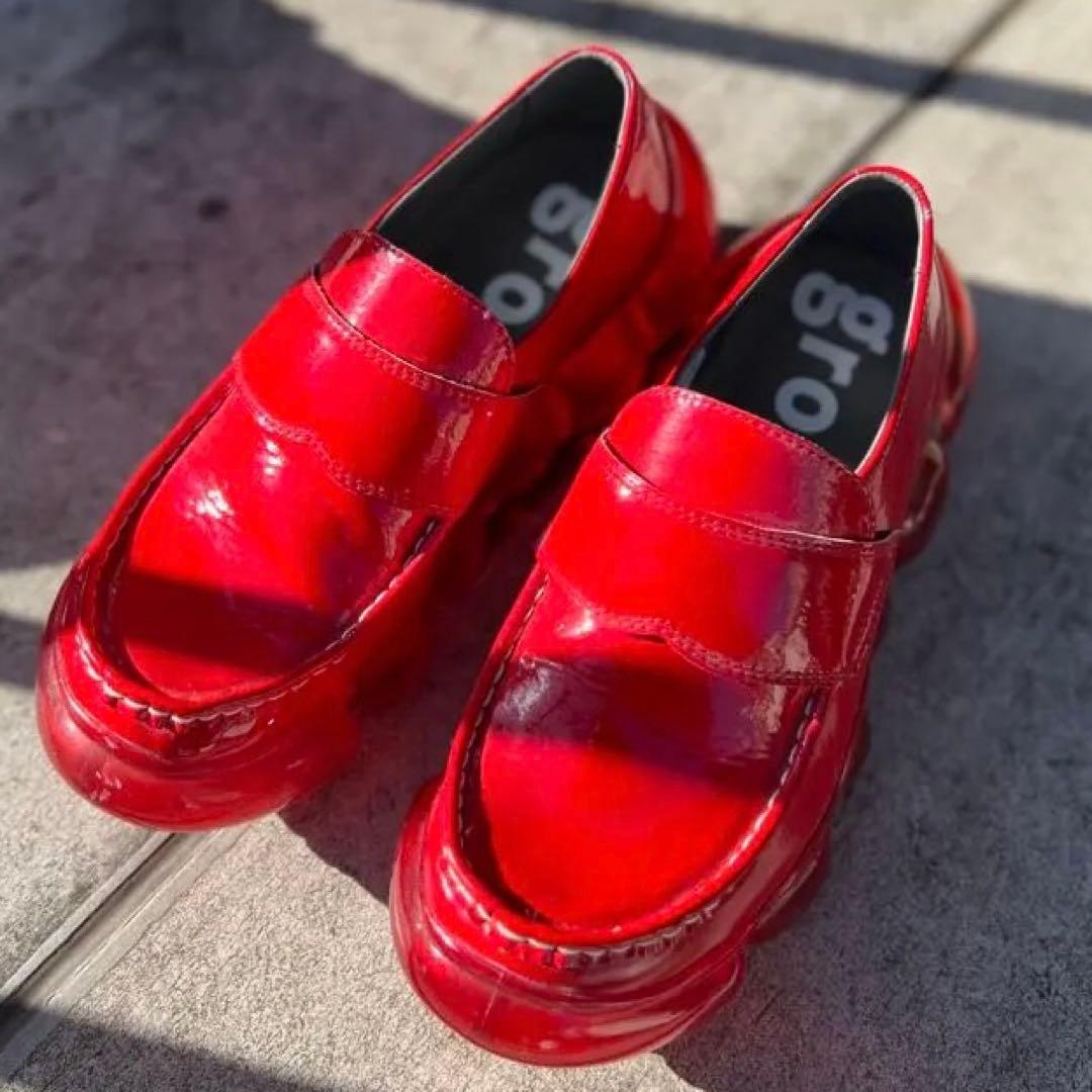 grounds 赤 ローファー - メルカリ