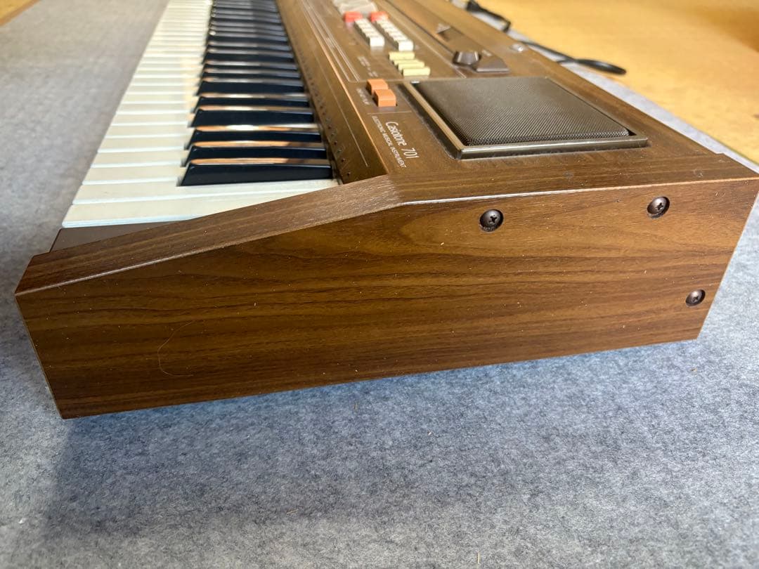 CASIOTONE CT-701 電子ピアノ 61鍵 - メルカリ