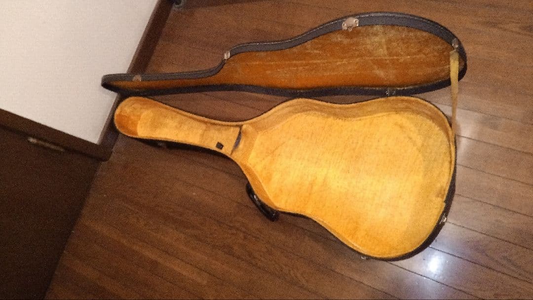 お値下げしました。 カワイ・アコースティックギター F100 ビンテージ