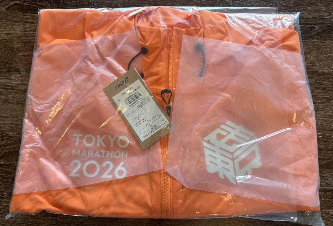 ASICS 東京マラソン2026 ウィンドブレーカー オレンジ S - メルカリ