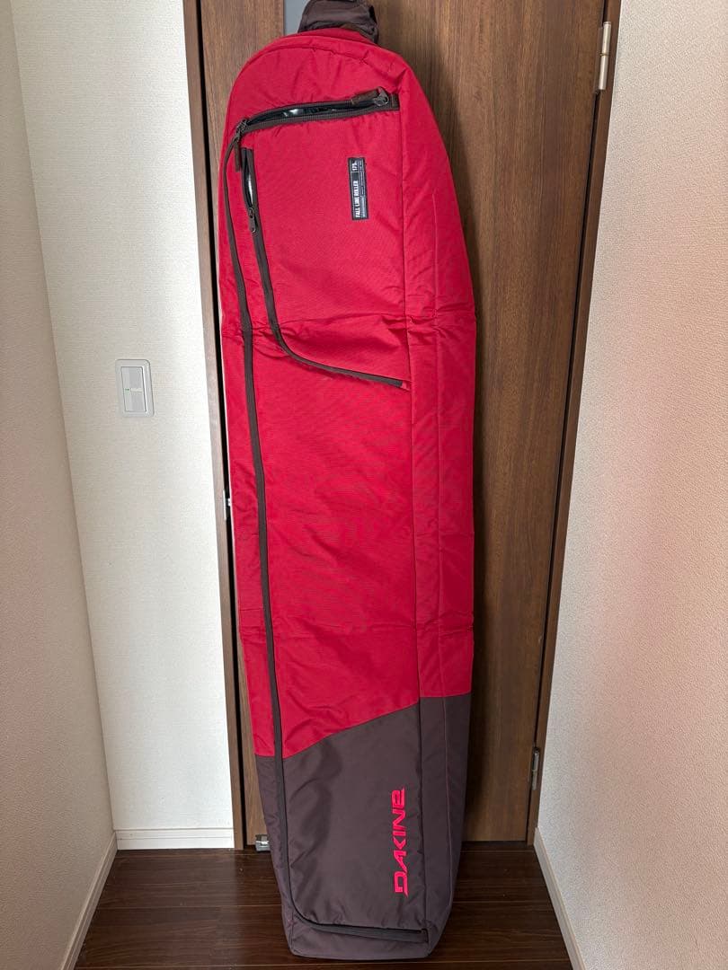 DAKINE FILL LINE ROLLER スノーボードバッグ Fall Line Ski Roller Bag - Black – Dakine