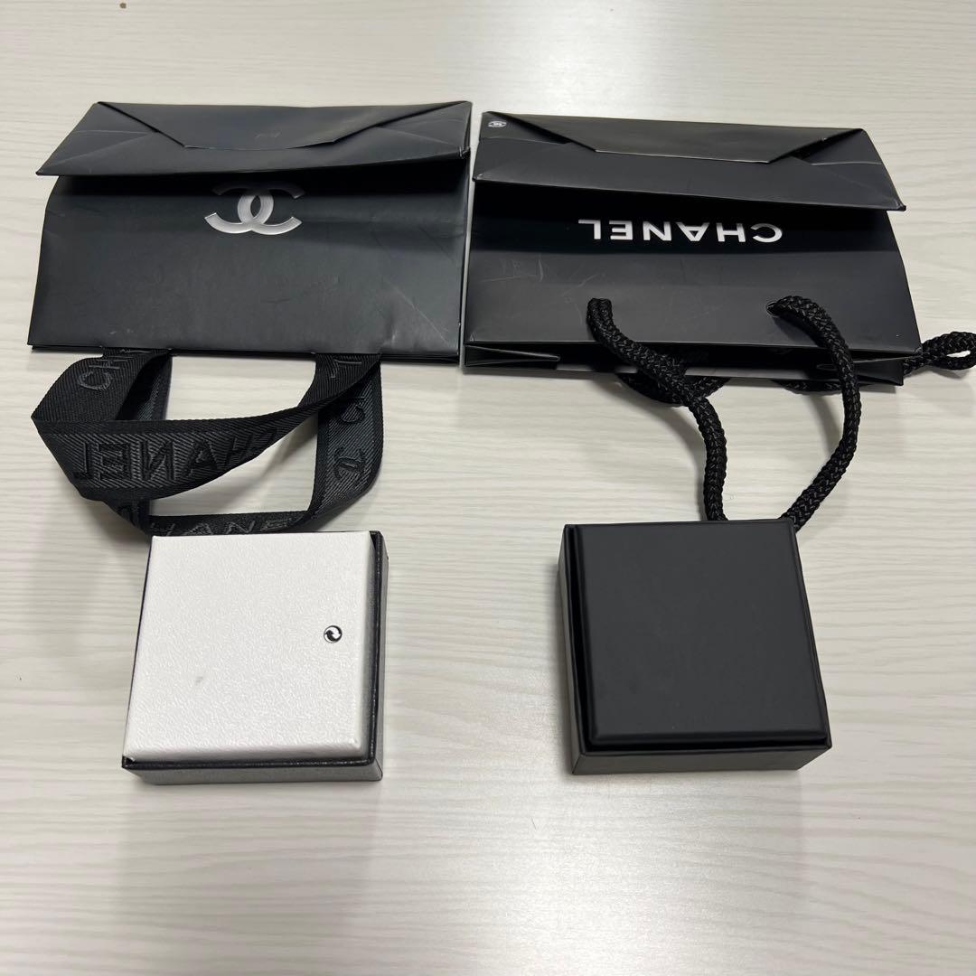CHANEL ピアス 空箱 ボックス ラッピング ブラックボックス