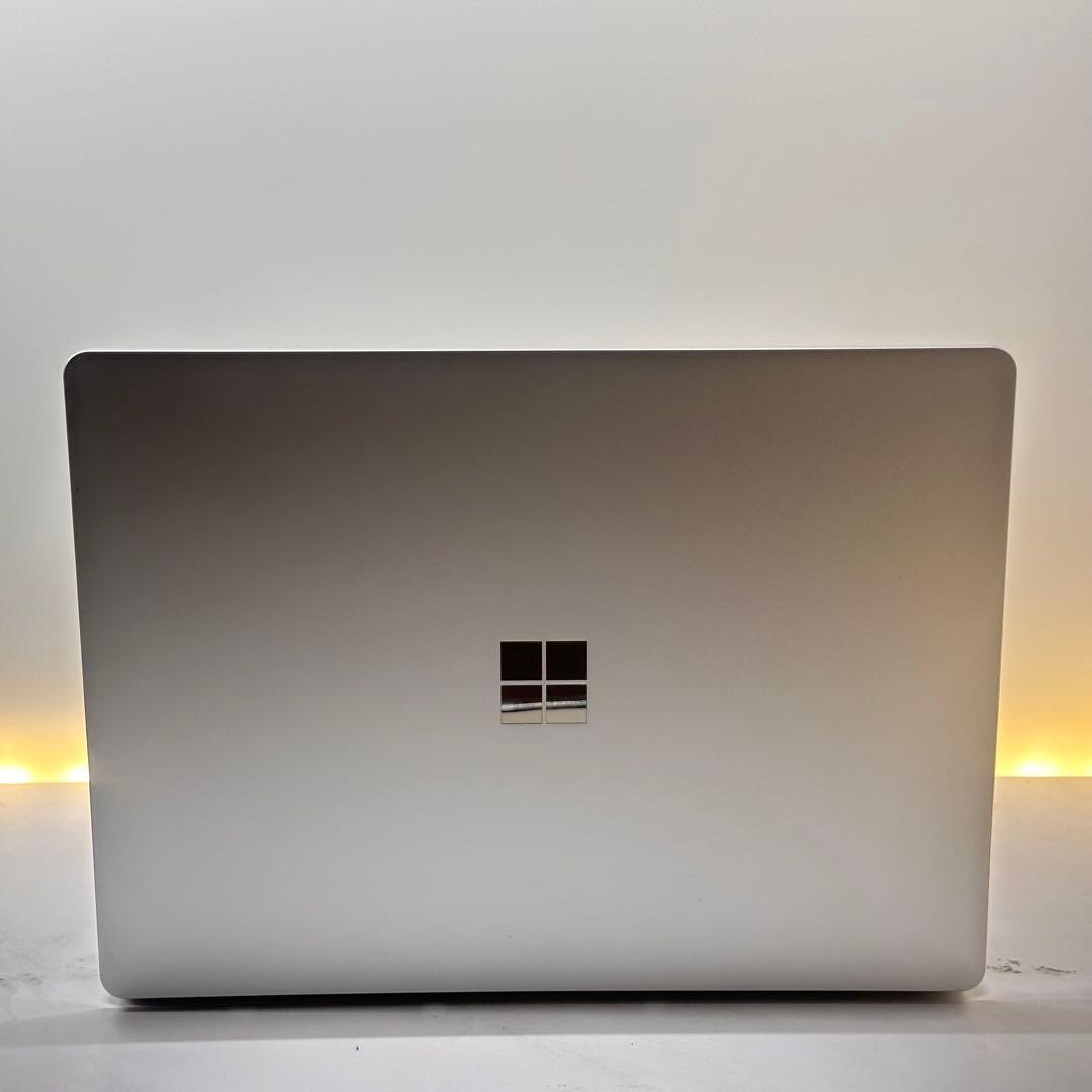 【準新品】Surface Laptop Go2 Corei5/8/256