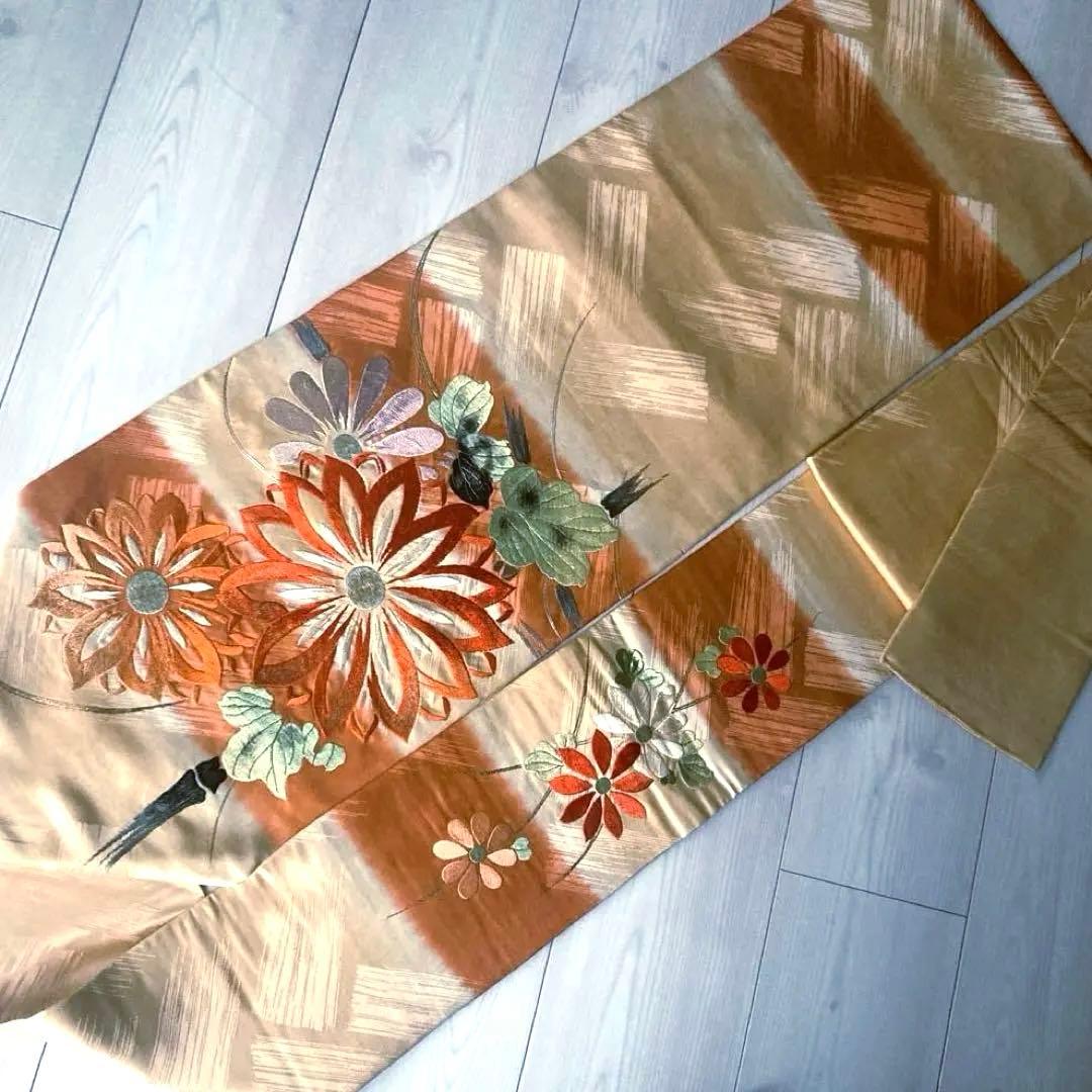 アンティーク名古屋帯 刺繍の大輪花模様 大正ロマン 正絹 上質 No.2-27
