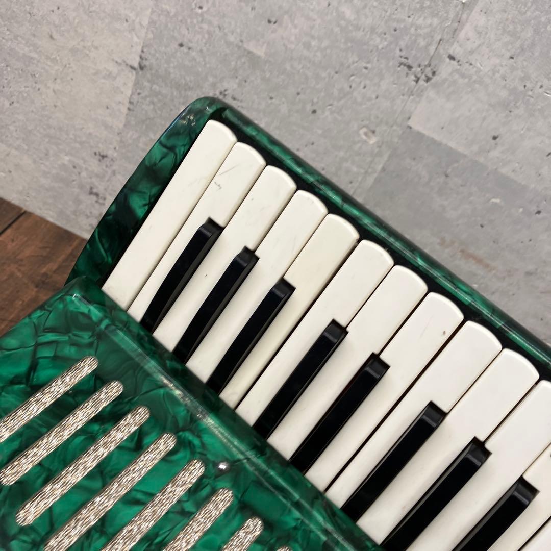 ジャンク品 YAMAHA ヤマハ A-32B アコーディオン 鍵32 鍵盤楽器 - メルカリ