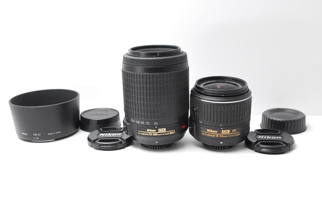 ショット数・使用感少なめ Nikon D3300 スマホ転送 希少カラー レッド