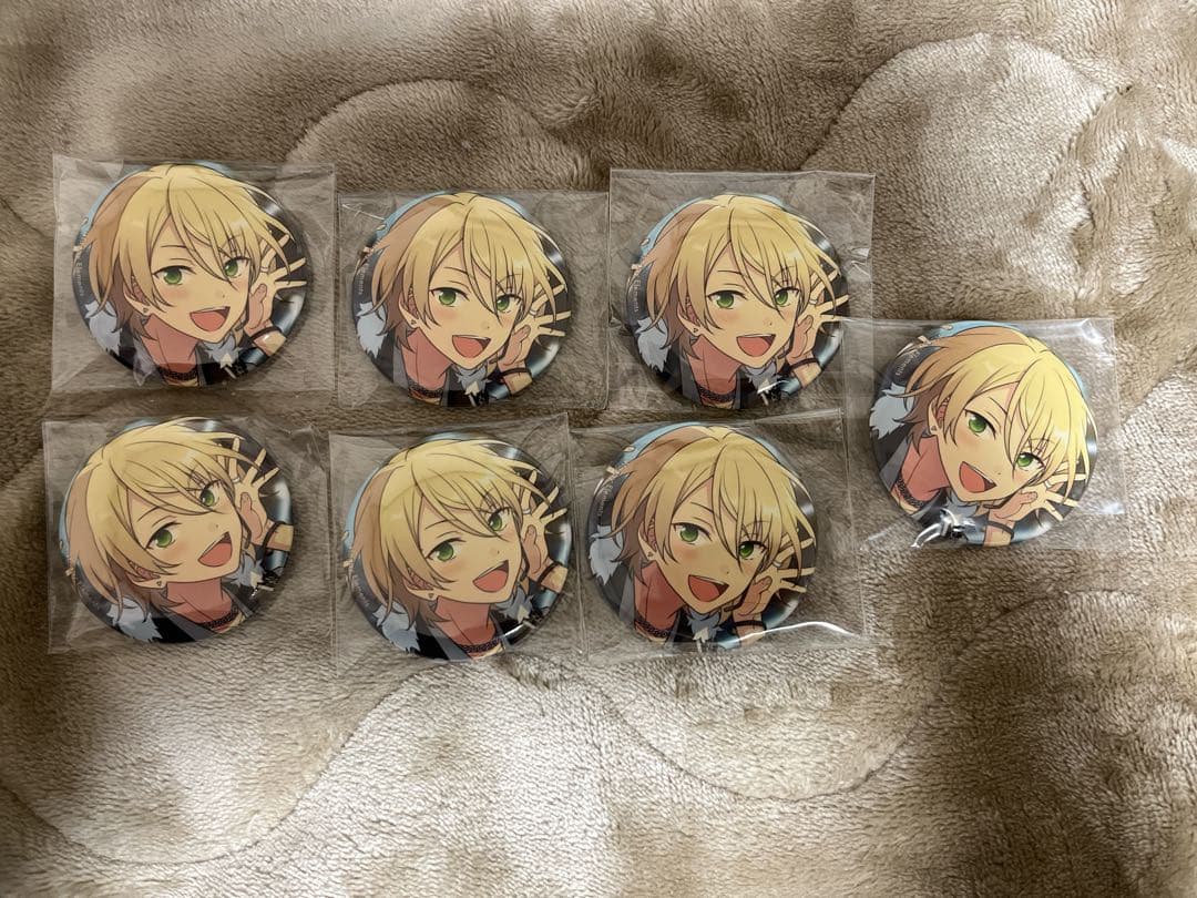 あんスタ白鳥藍良 缶バッジ フィーチャー2 - メルカリ