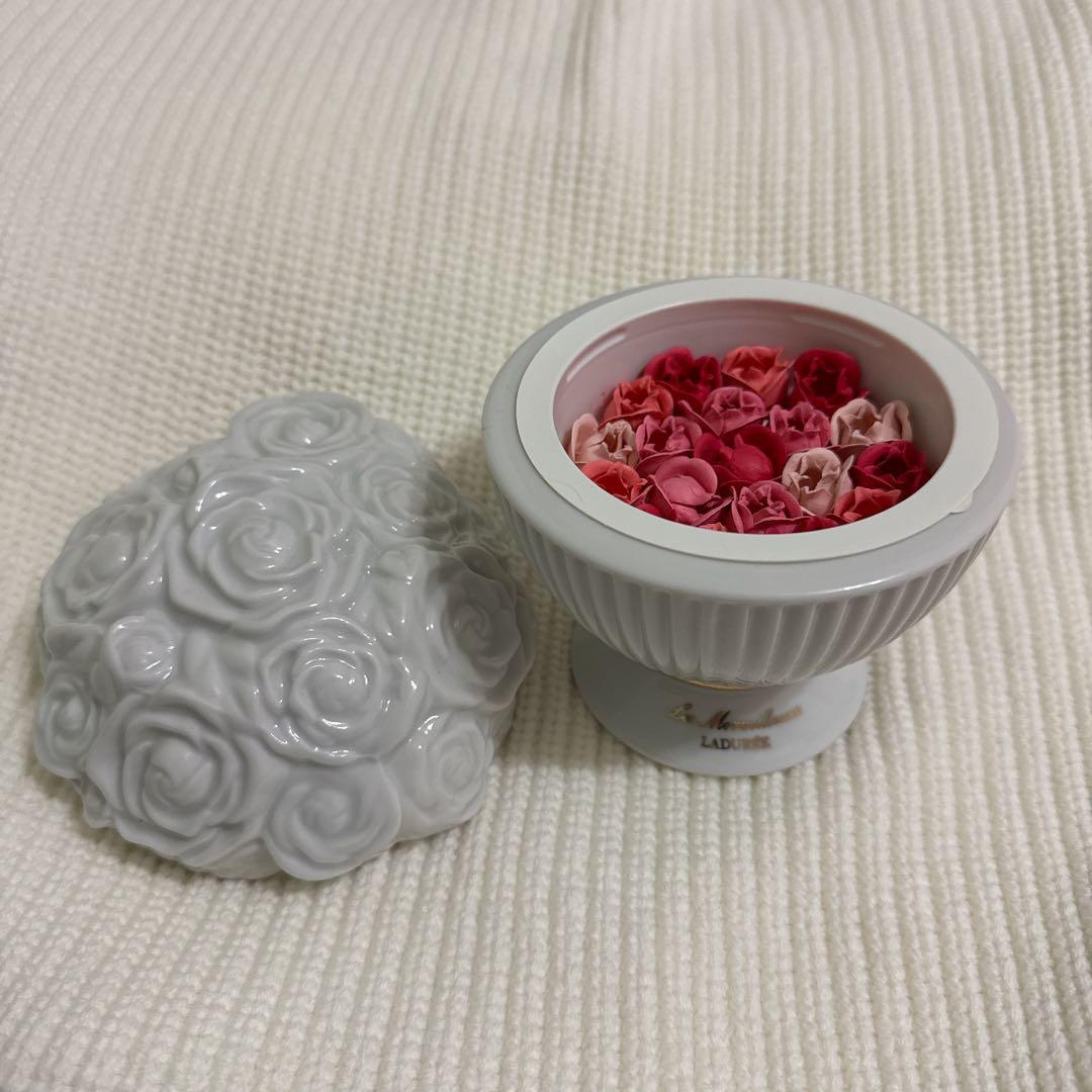 ラデュレ リミテッドエディション ローズラデュレ 102 チーク 陶器