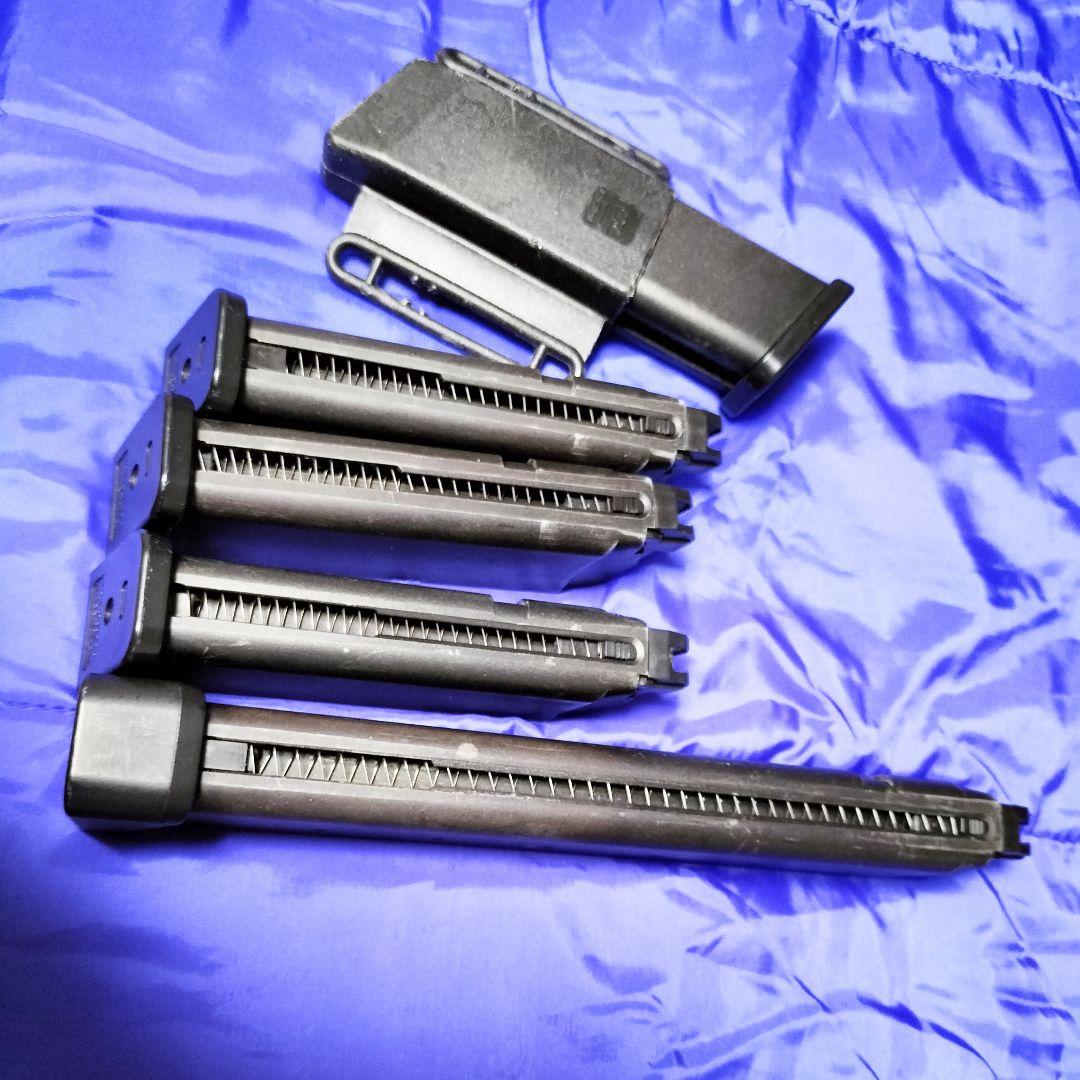 マルイ グロック用マガジン4本＋ロングマガジン✕1＋専用マグポーチ