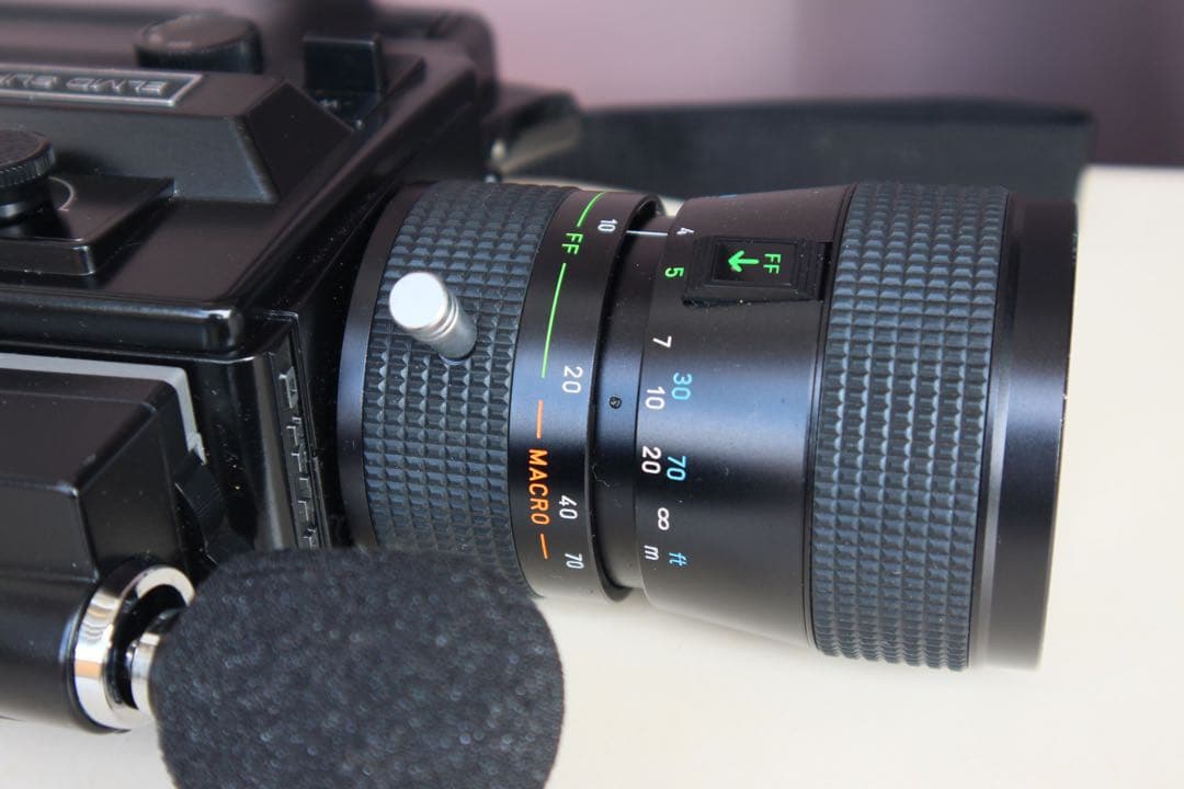 8mmフィルムカメラ ELMO SUPER8 SOUND 1050S 実写確認済 - メルカリ