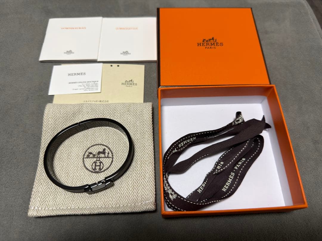 エルメス エナメルブレスレット 《クリックHH》 ソー・ブラック T5
