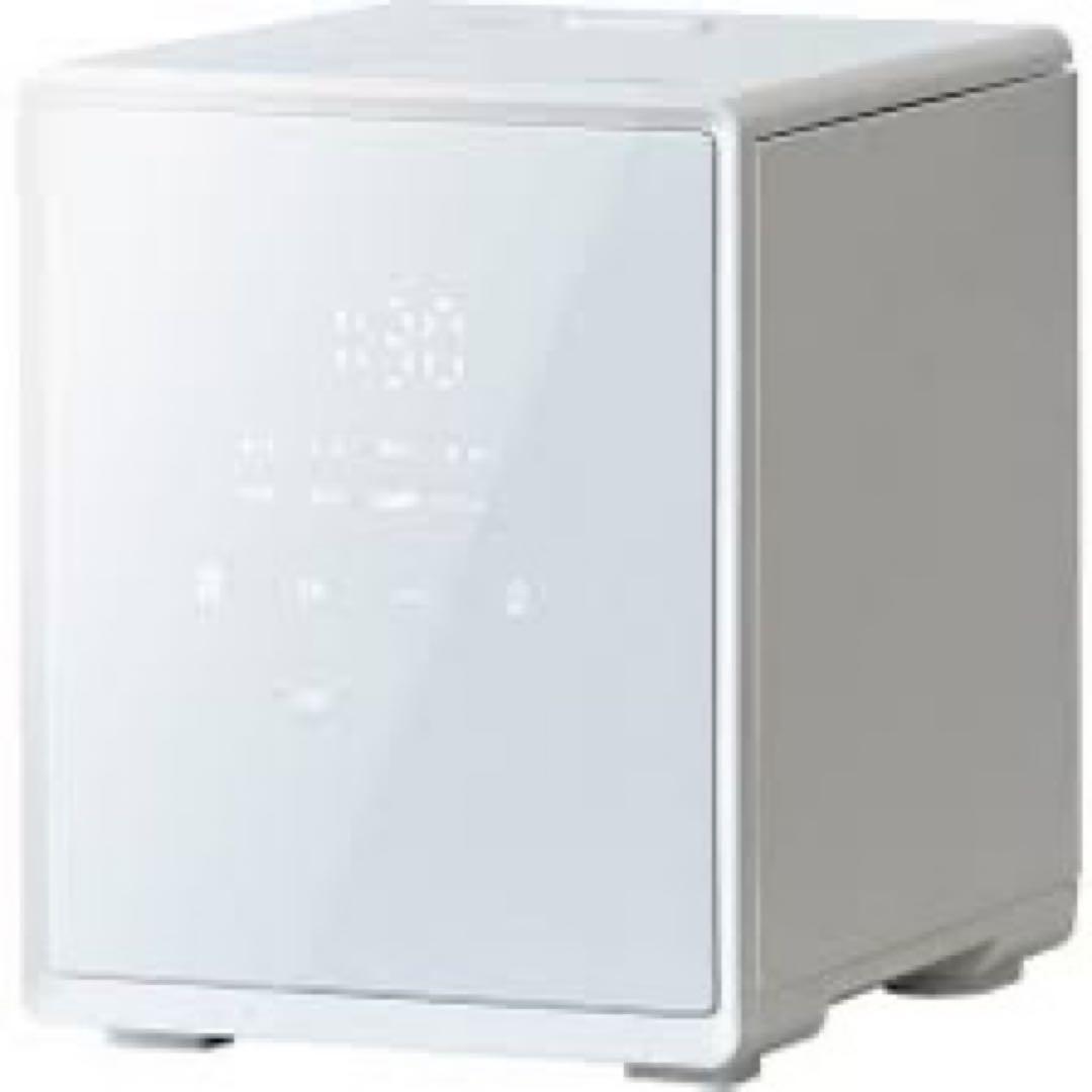 新品未使用箱不良 山善 キューブ型マイコン炊飯器 5.5合YJS-CM102-W