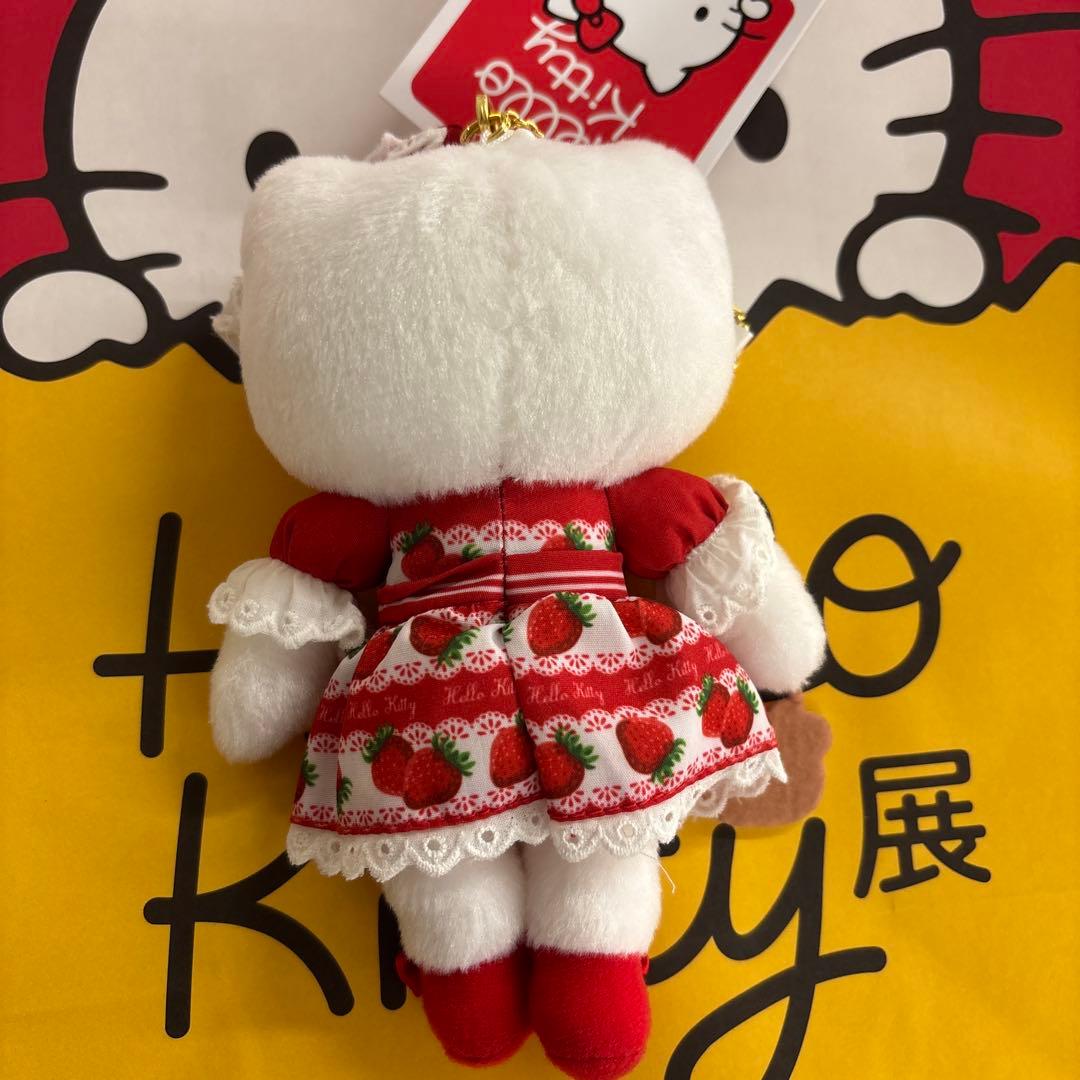 最安値 新品 ハローキティ展 いちごドレス マスコット ぬいぐるみ 京都