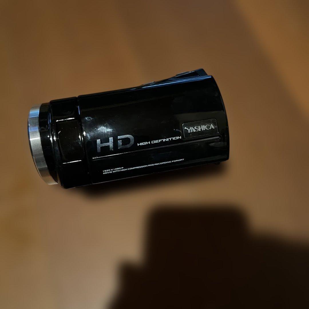 YASHICA HD ビデオカメラ本体 ブラック ヤシカ、タッチパネル搭載のフルHDビデオカメラ - 価格.com