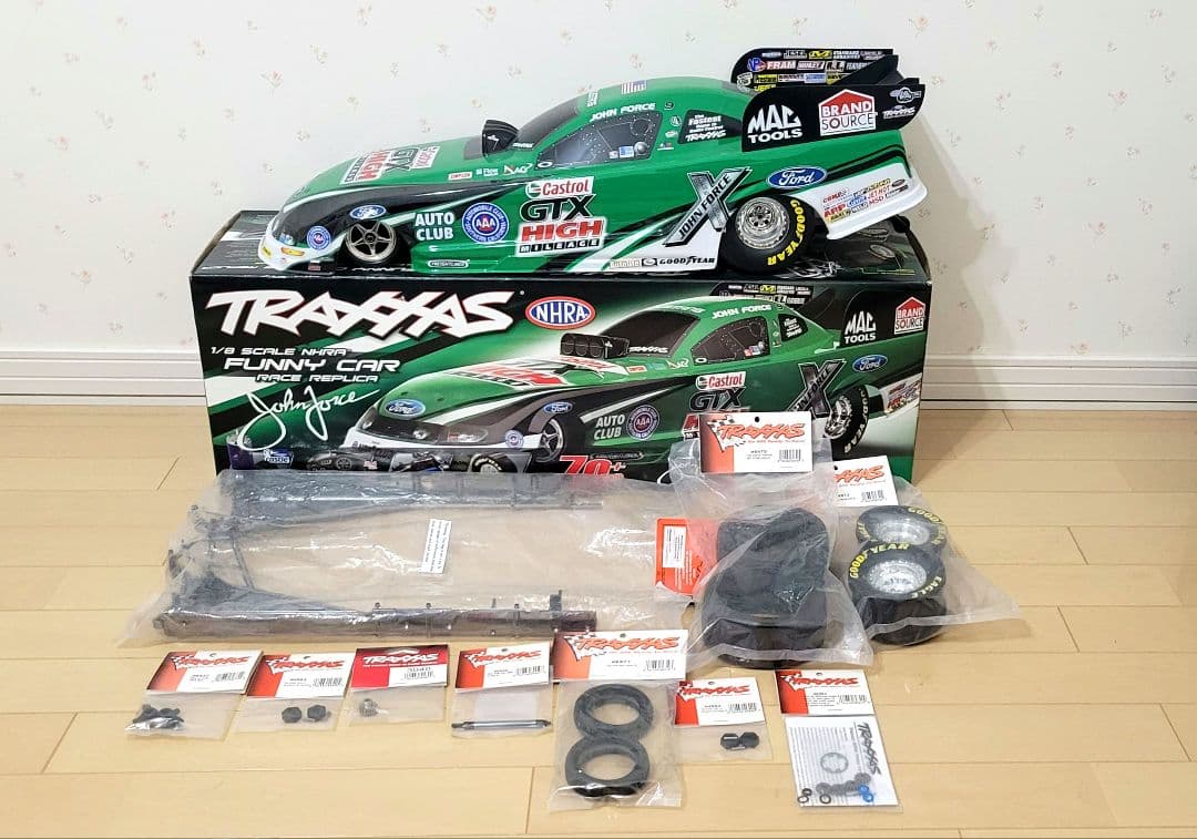 トラクサス ファニーカーラジコン ドラッグレース 新品未使用 絶版希少