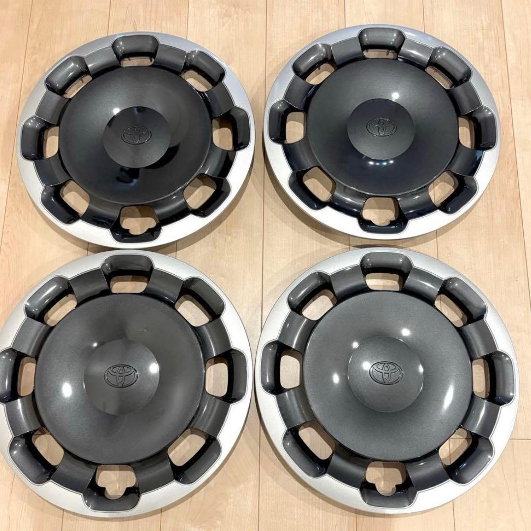 新品】 ホイールキャップ 4個 トヨタ 新型シエンタ Zグレード 純正