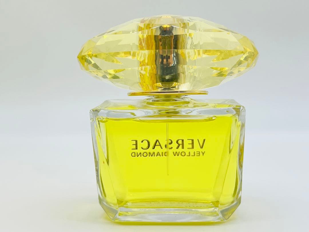 未使用品 VERSACE YELLOW DIAMOND 香水 ボディーケアセット - メルカリ