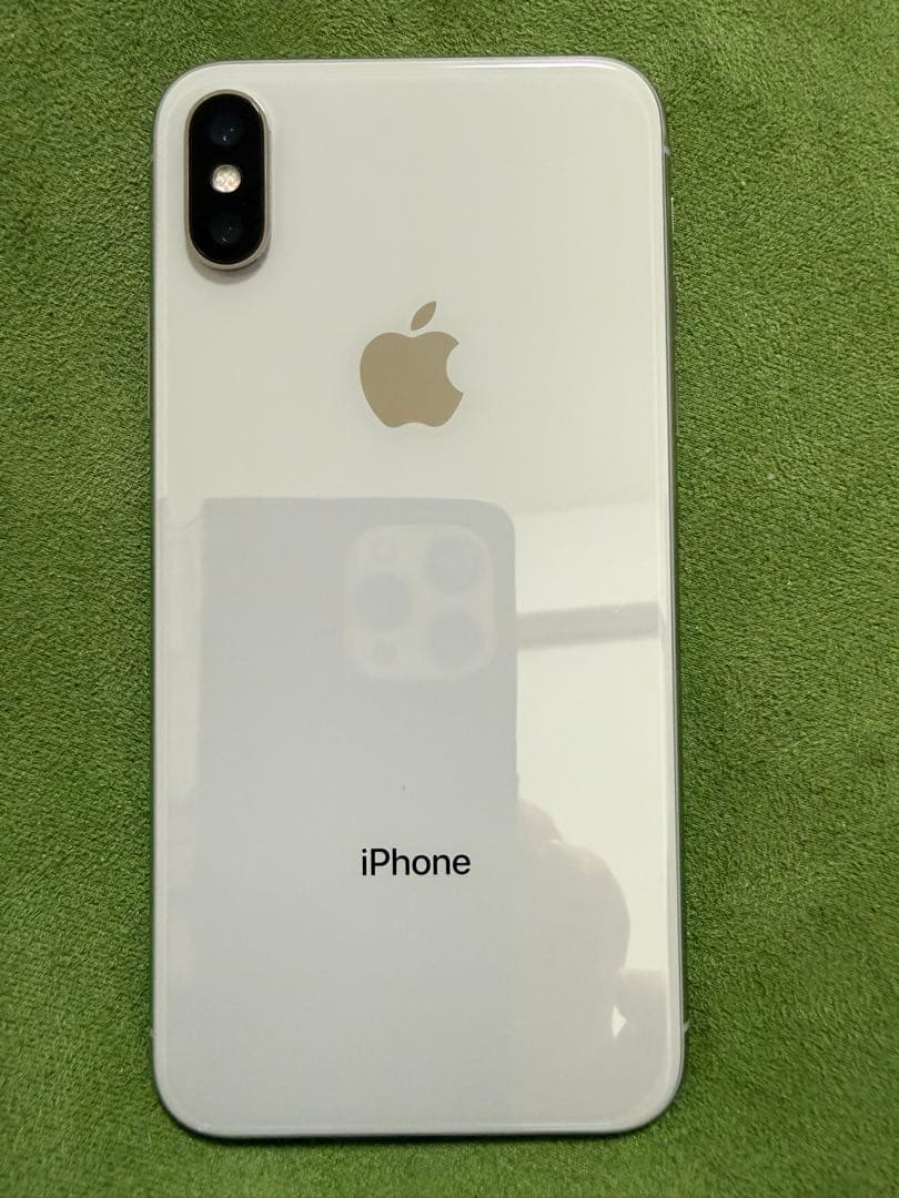 iPhone X 256GB バッテリー最大容量···83% 【美品】 - メルカリ