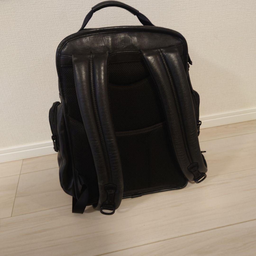 TUMI ビジネスバッグ レザー - メルカリ