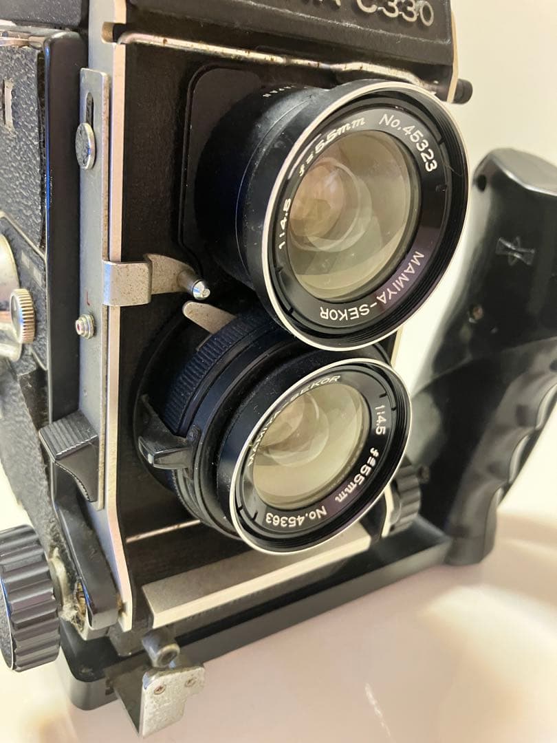 Mamiya C330 プロフェッショナル 二眼レフカメラ ハンドル付き マミヤ C330 (C330f, C330S, C220)｜今でも人気が高く堅実な買取価格