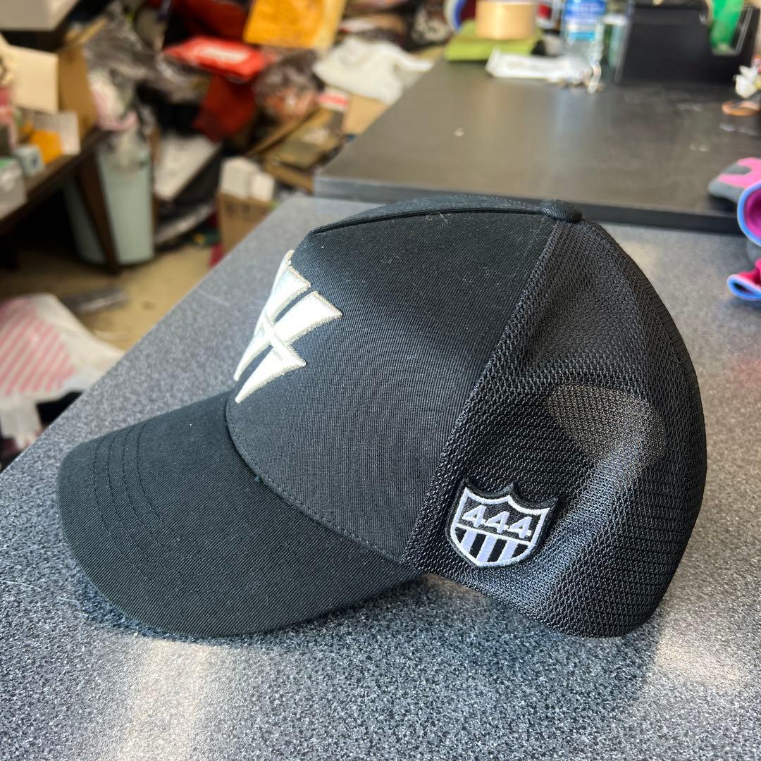 ヒーサ様専用希少ブラックライン ヨシノリコタケ ✖️バーニーズ