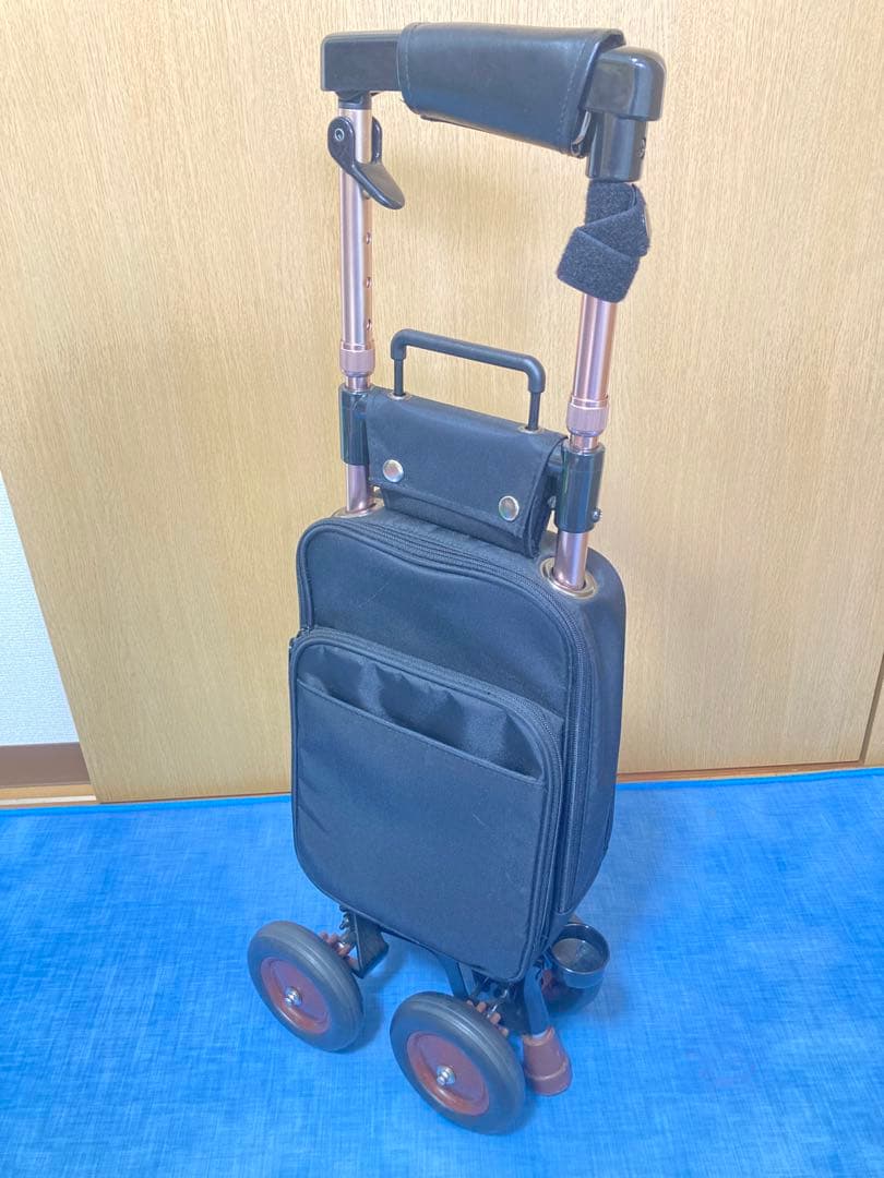 ☆ キャリーステッキライト168 シルバーカー 黒 介護用品 ショッピングカート 楽天市場】手押し車 老人ト・シルバーカー キャリーステッキライト168