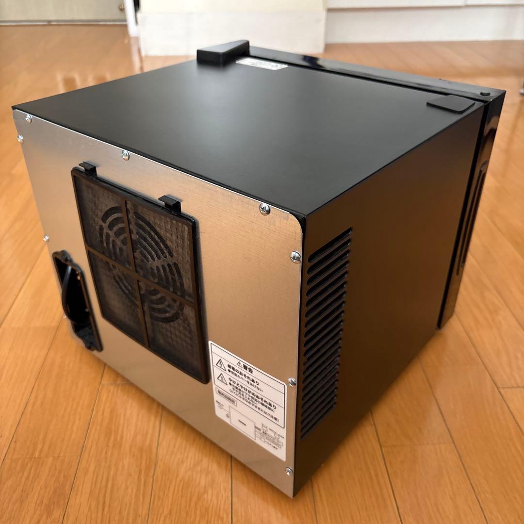 ニトリ ペルチェ式小型冷蔵庫 9L 静音 セカンド冷蔵庫 - メルカリ