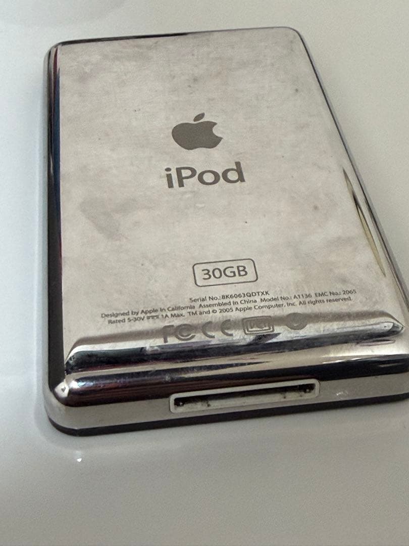 iPod Classic 第5世代 30GB ブラック MA146J/A1136 - メルカリ