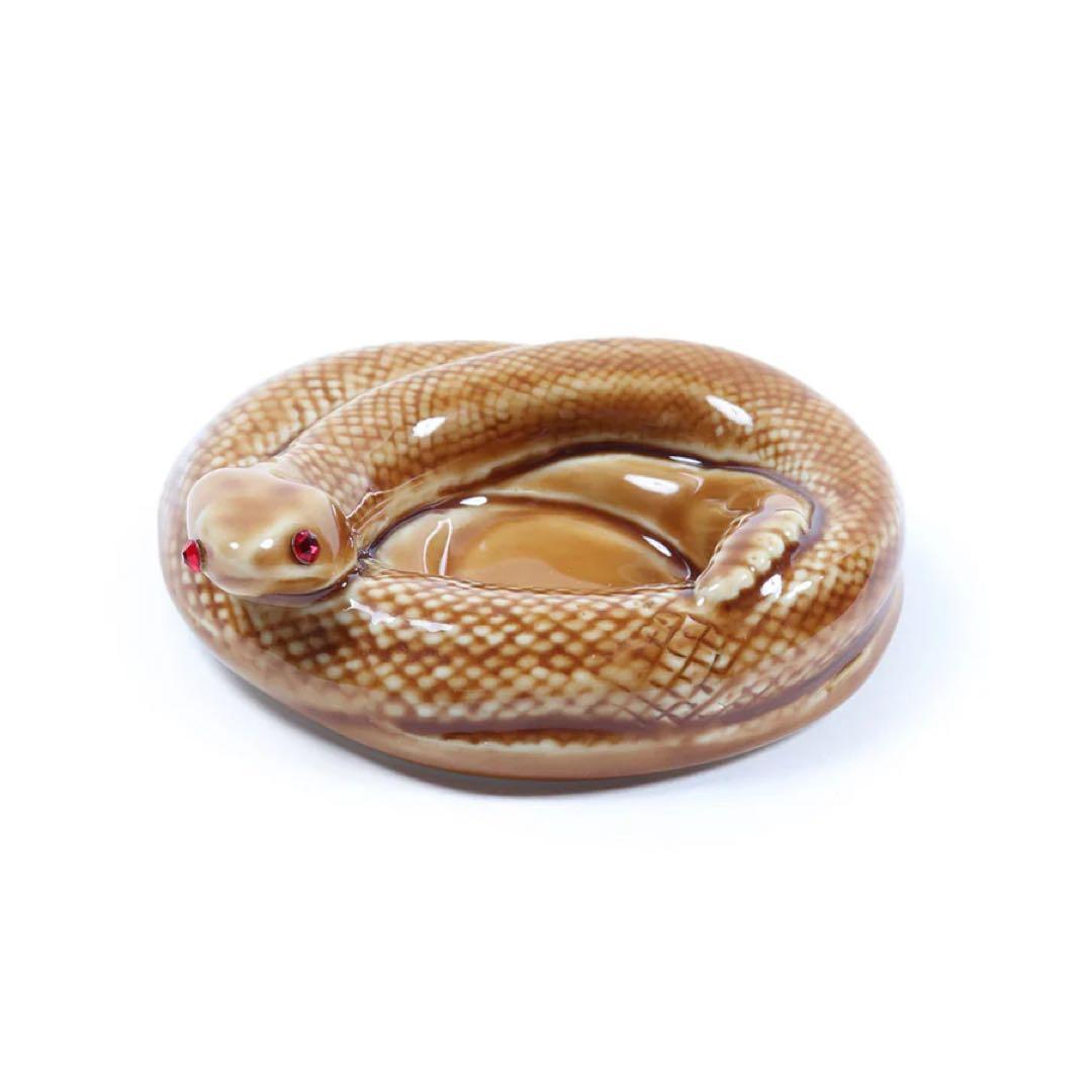 WACKOMARIA WOLF'S HEAD / SNAKE ASHTRAY