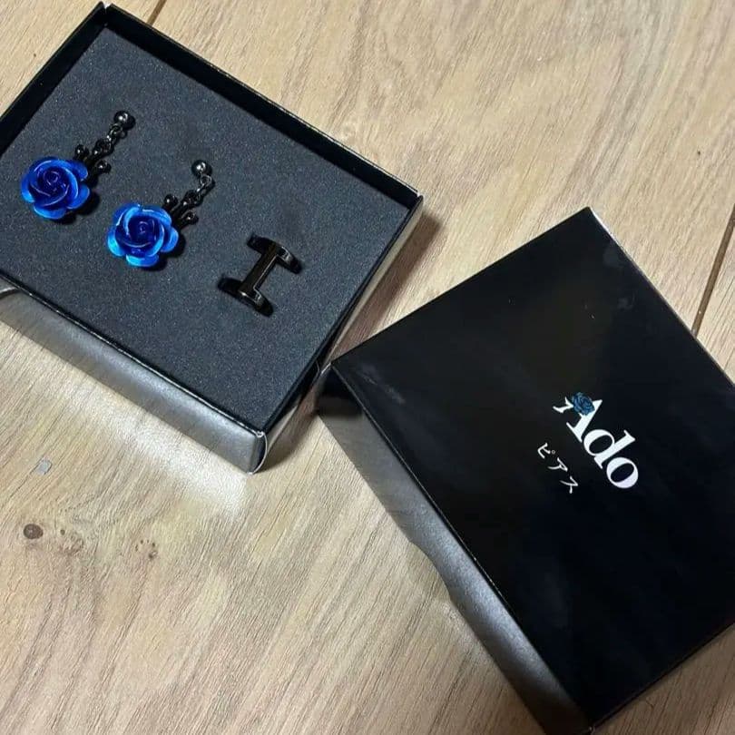 Ado カムパネルラ ファッショナブルピアス 心臓 - メルカリ