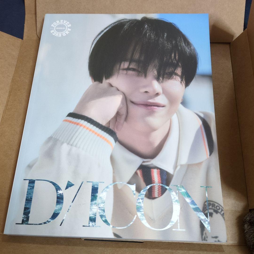 &TEAM D'ICON A-TYPE 写真集 ニコラス NICOLAS - メルカリ