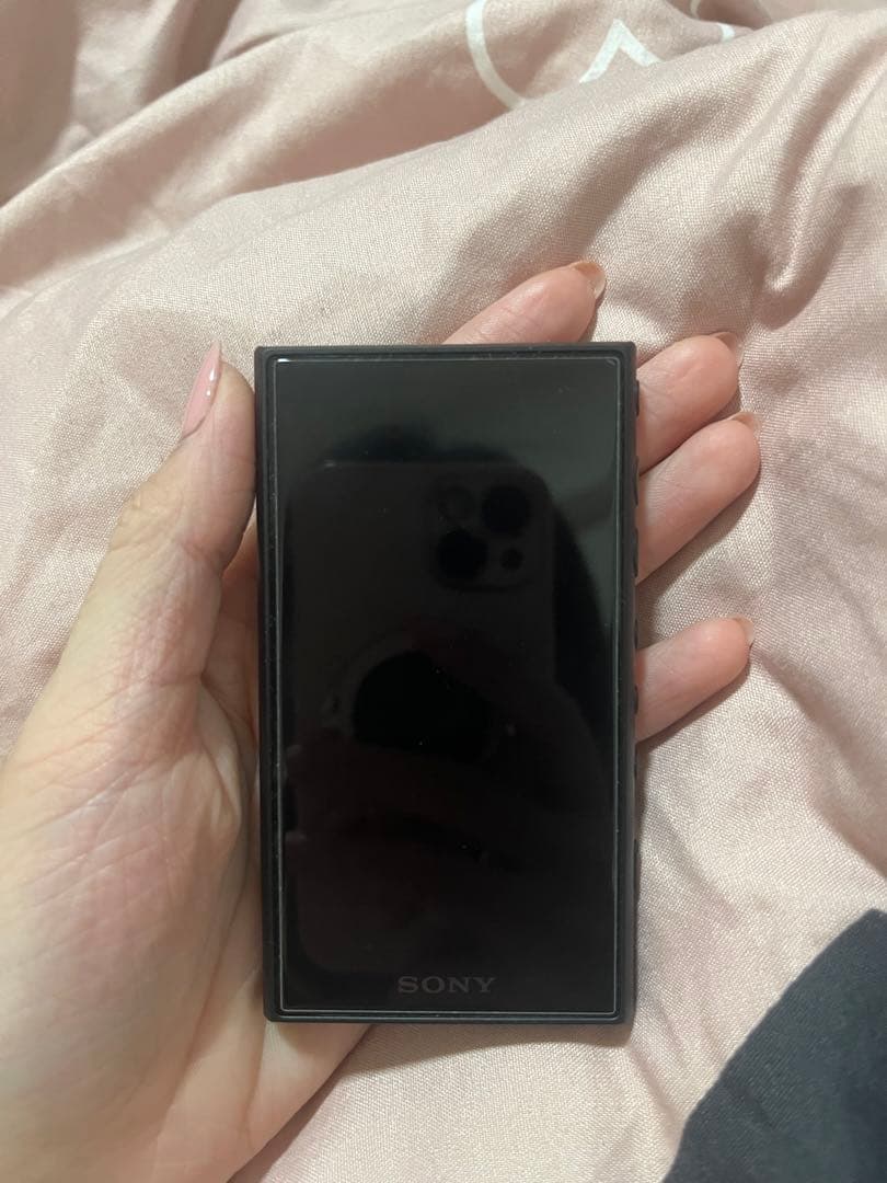 SONY NW-A105 　ブラックー 16GB Amazon.com: Sony Walkman NW-A105 Hi-Res 16GB MP3 Player, Black