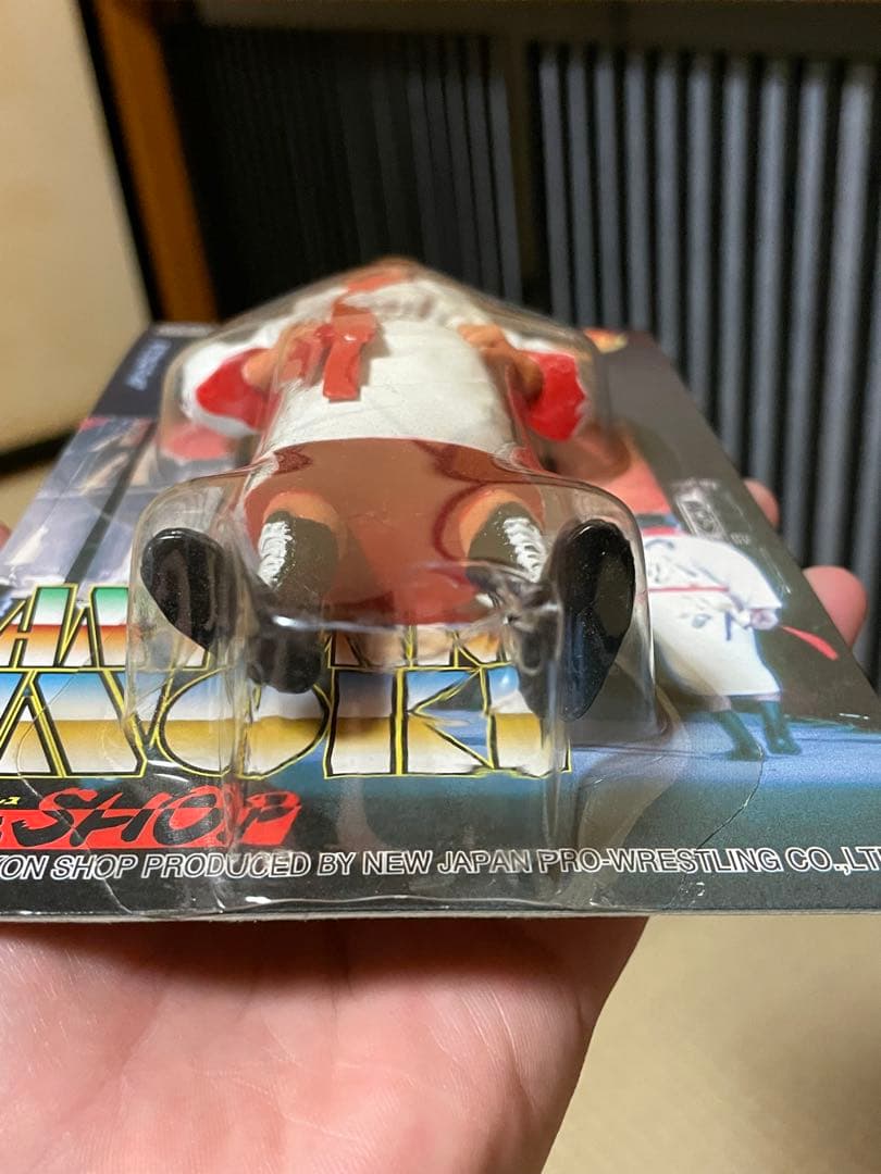 グレートムタ 銀ペイント アントニオ猪木 引退記念ver 白ガウン - メルカリ