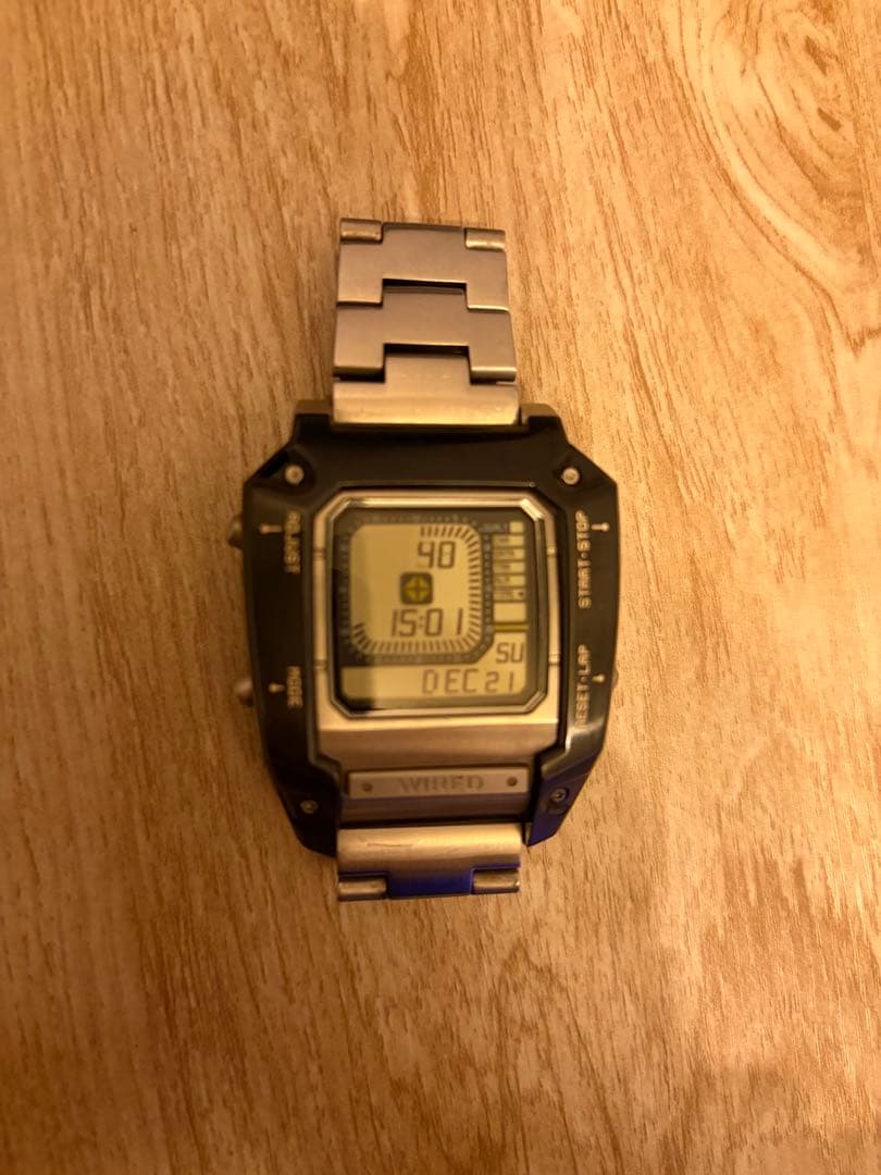 L GEARSOLID SEIKO WIRED メタルギア デジボーグ 楽天市場】【中古】SEIKO セイコー WIRED×METAL GEAR SOLID V AGAM601