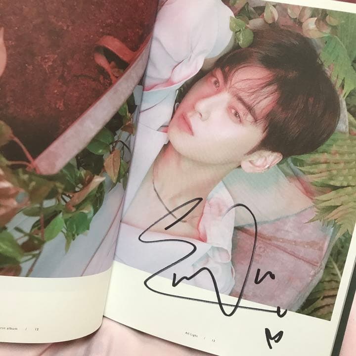 即購入可】astro all right チャウヌ ラキ 直筆サイン入り ウヌ - メルカリ