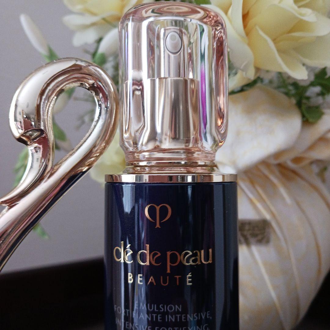 最高級品.大丸百貨店購入.クレ.ド.ポー.ボーテ.エマルジョンアンタンシブn