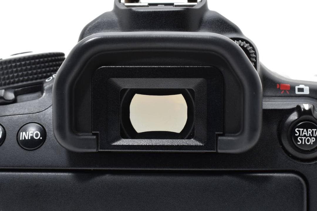 ★良品★《ショット数23,728回 》キヤノン EOS 70D ボディ #809