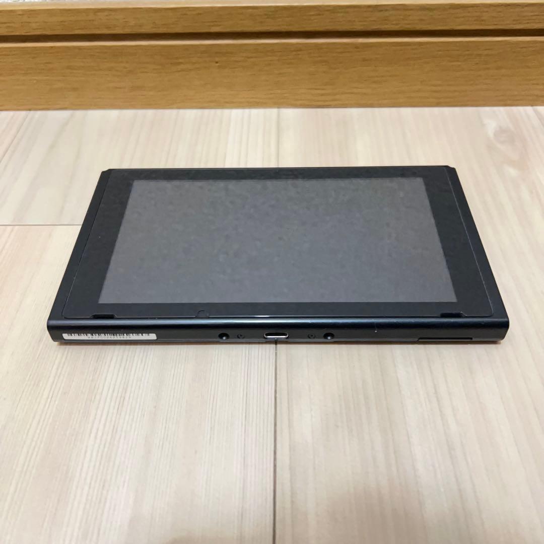 Nintendo Switch 本体 HAC-001 動作品 2018年製 動作OK】Nintendo Switch 本体のHAC-001 2018年モデル 動作確認済 清掃