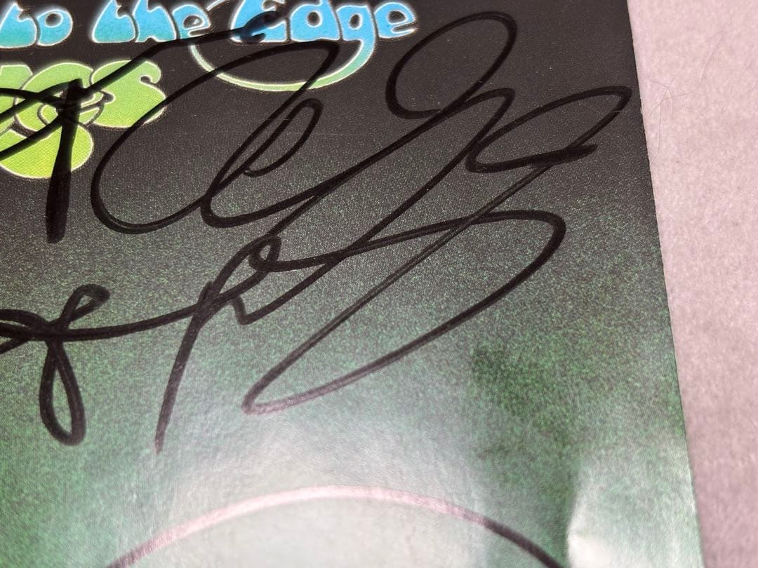 レア yes 直筆サインCD Jon Anderson Chris Squire - メルカリ