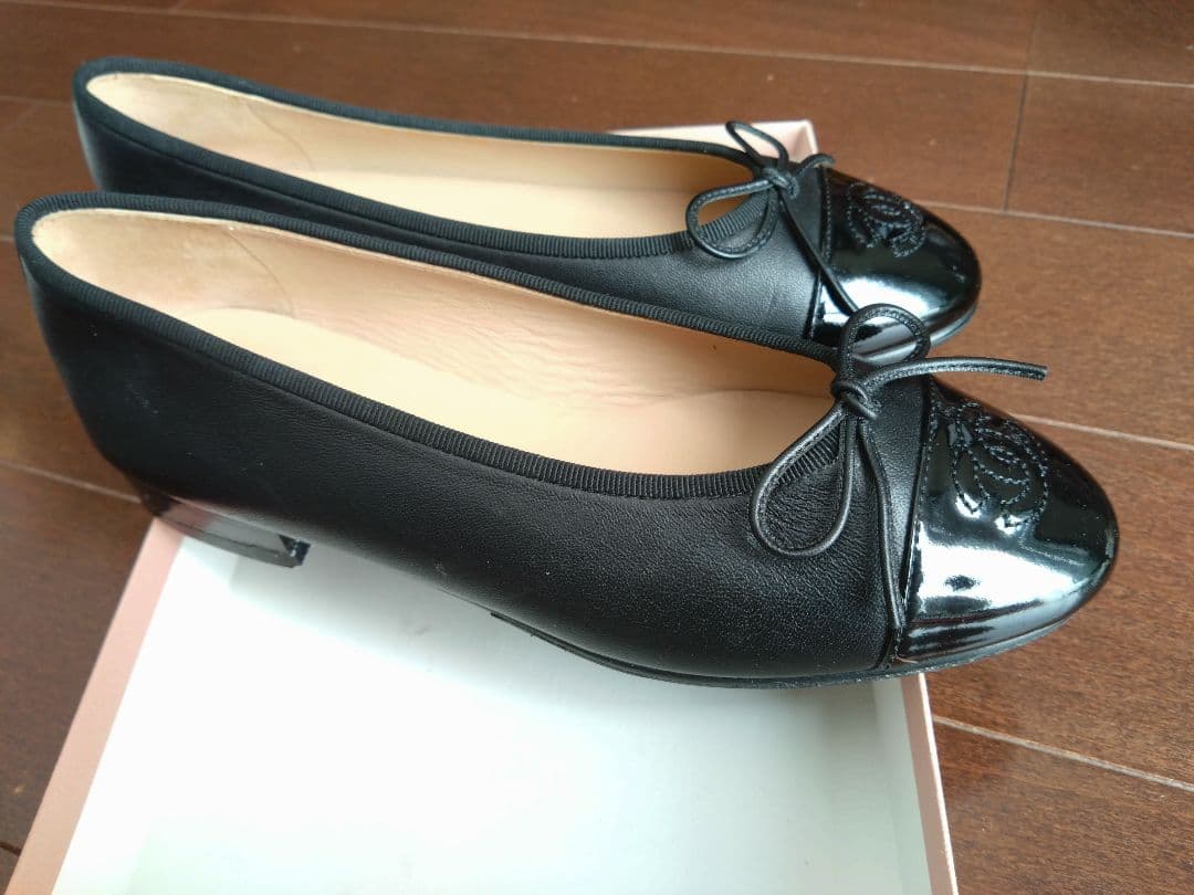 《美品》CHANEL　シャネル　ブラック フラット　バレエシューズ　36.5