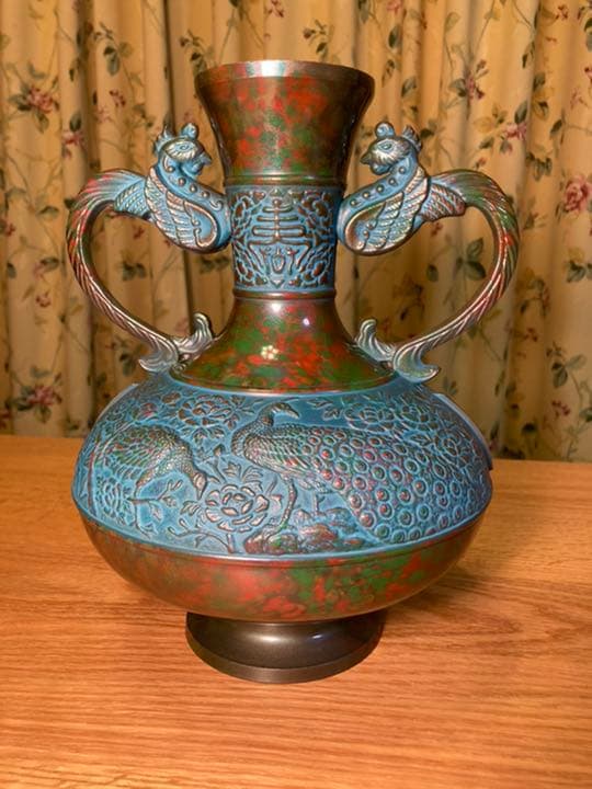 花瓶 晴峰型 寿孔雀 伝統美術工芸品 - メルカリ