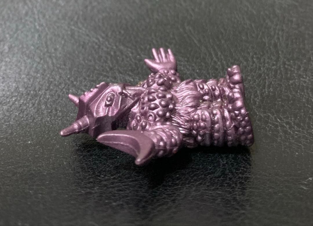 ウルトラ怪獣消しゴム 巨大ヤプール パープルメタリック ポピー 昭和