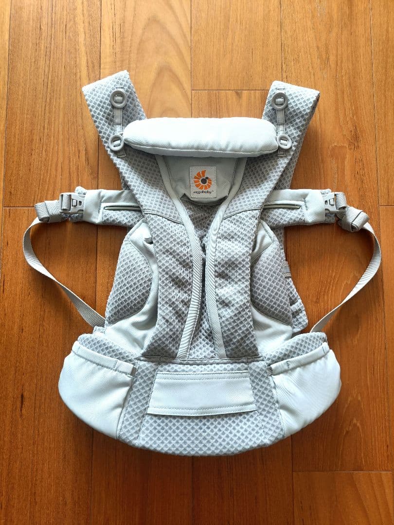 ergobaby☆OMNI Breeze Shop Omni Breeze Baby Carrier: Breathable Mesh Comfort | Ergobaby