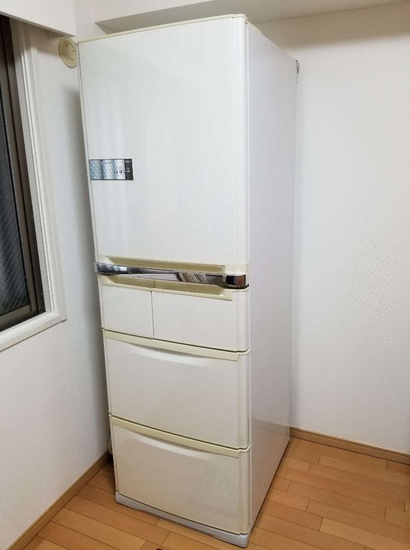 引取り限定 三菱ノンフロン冷凍冷蔵庫 MR-S40J-W ヨドバシ.com - 三菱電機 MITSUBISHI ELECTRIC 冷蔵庫 MR-S40J-W 通販