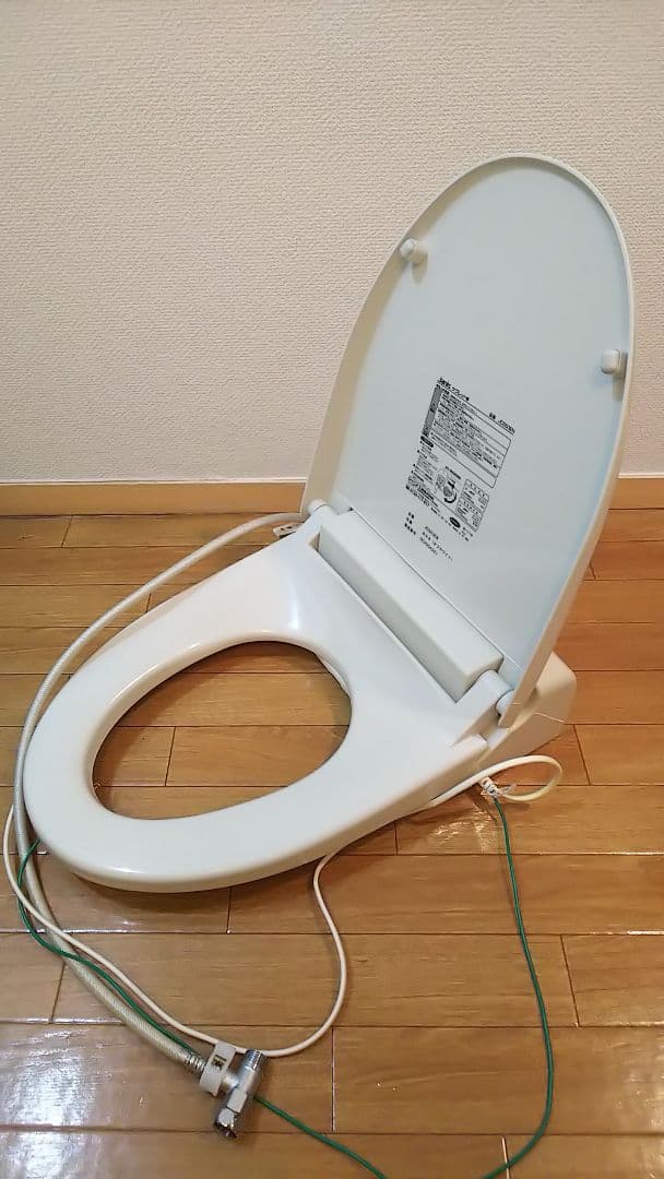 電源なしでも使える！温水便座 ジャニス工業 JCS53EN BN8 - メルカリ