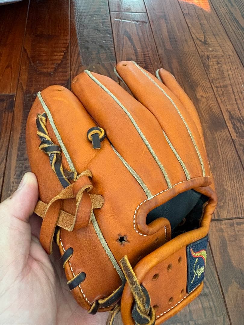 Slugger KSG-J7 トレーニング用 グローブ《江頭重利さん型付け品》