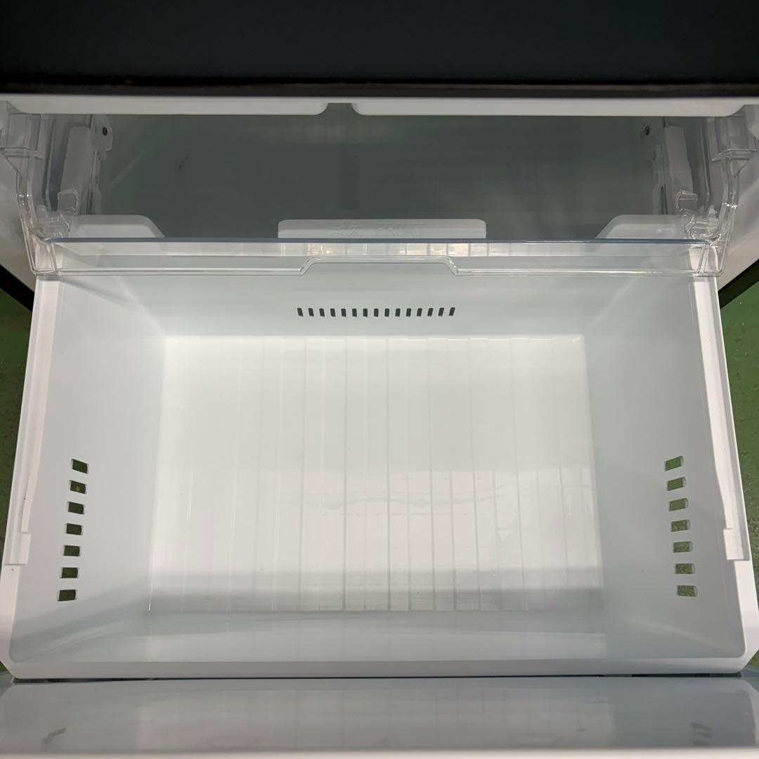 633 東芝2022年製 大型冷蔵庫 右開き 300L〜400L自動製氷 右開き